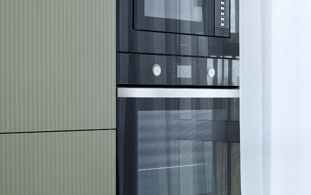 Кухня с фасадами с эффектом плиссировки