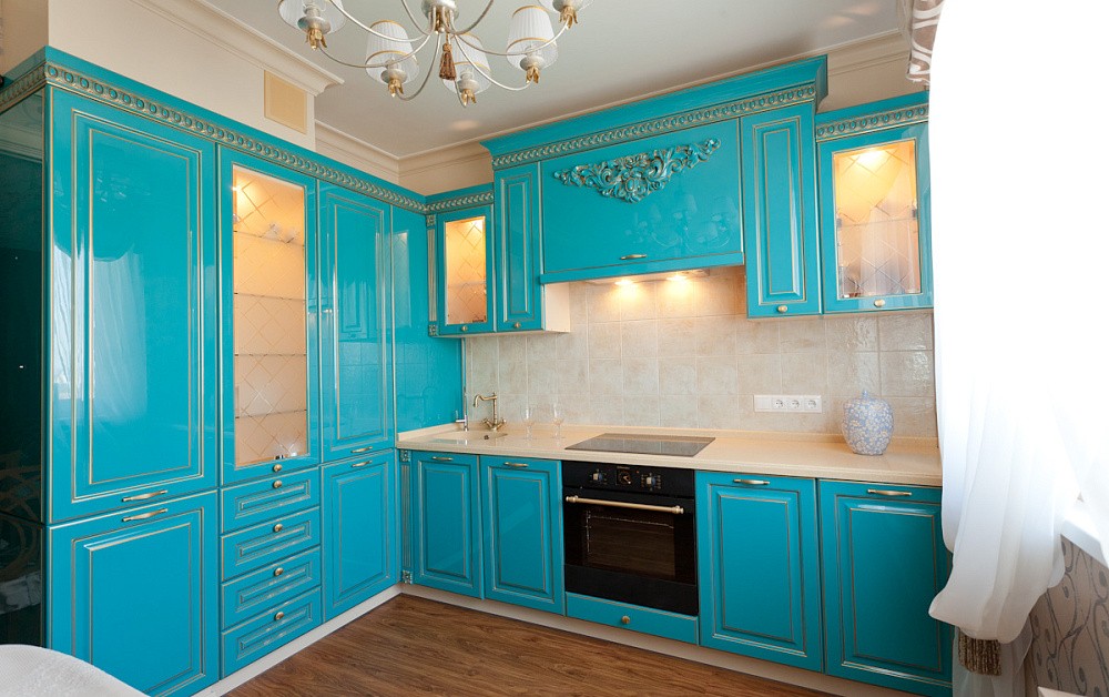 Кухня Айвори с патиной (Театро)