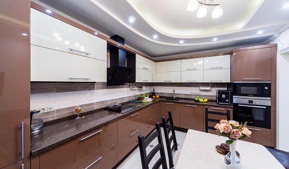 Коричневая кухня во Владикавказе