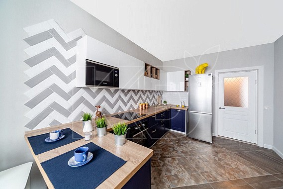 П-образный гарнитур для кухни