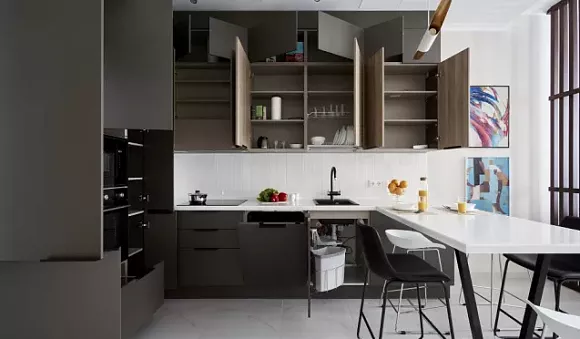 Коричневая кухня в Анапе