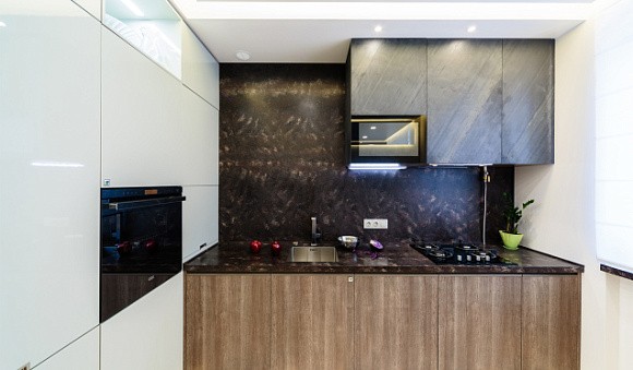 Коричневая кухня в Клину