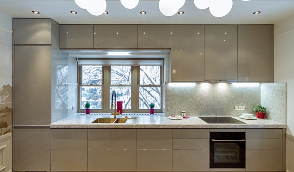 Серая кухня в Нижнем Новгороде